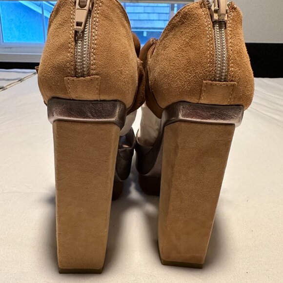Jeffrey Campbell Suede and Metallic Platform Heel size 8 - Picture 2 of 5